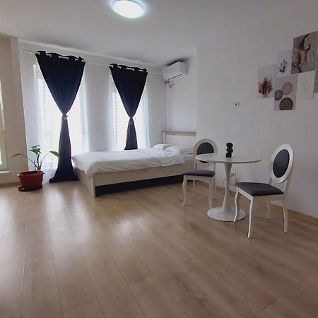 Garsoniera Studio Constanta Bagian luar foto